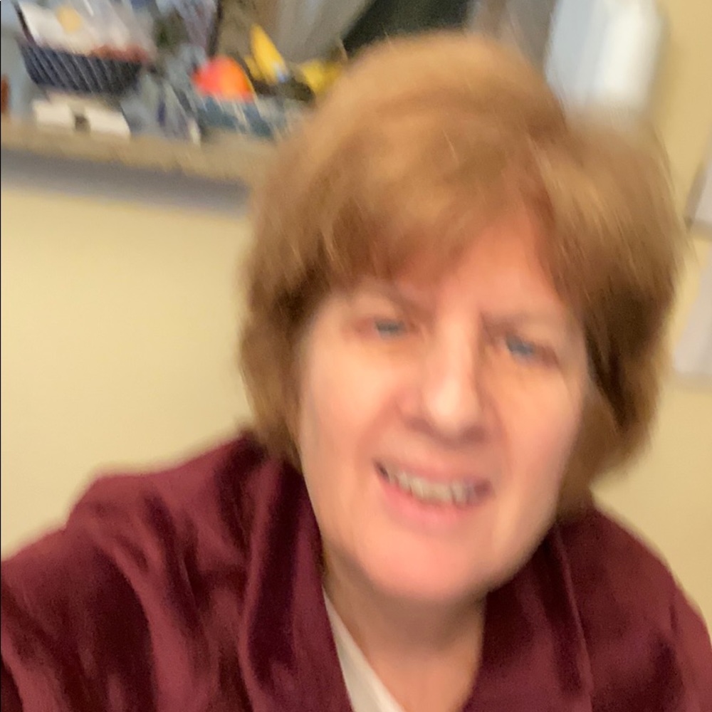 Meet your Posher, Rachel